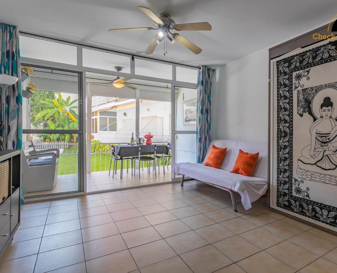 Apartamento El Oasis Vip-托雷莫利诺斯 外观 照片